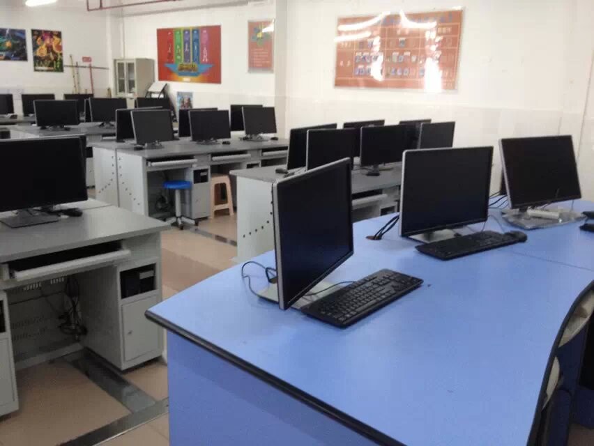 广州东裕电教-量产电脑桌、语音桌--接受各种款式的定制-讲台中控